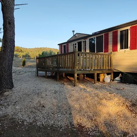 Fisherman House Hotel *
